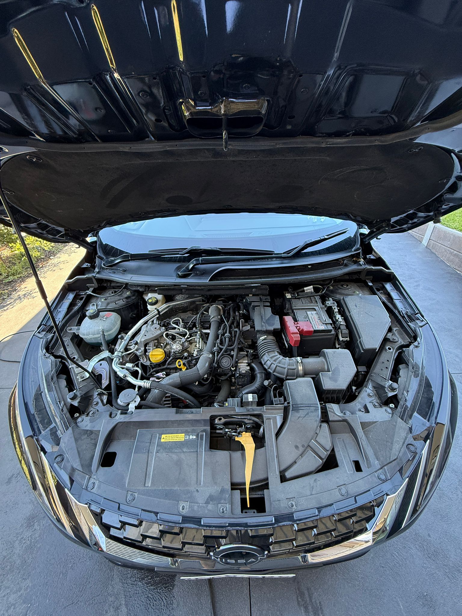 Engine bay detail Sydney before — greasy and contaminated engine bay